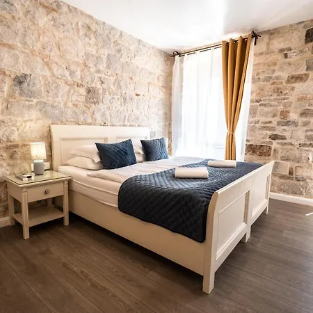 Pensjonat Luxury Lucija And Luka 4*