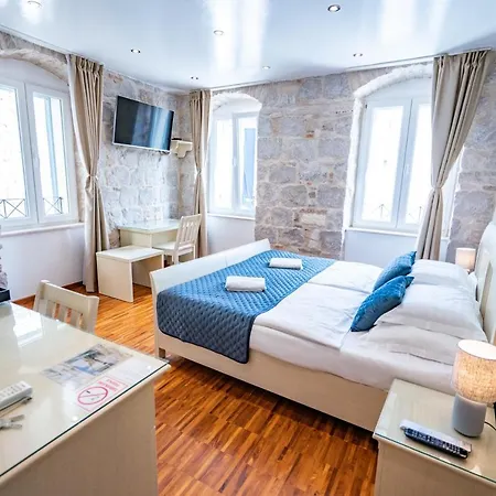 Pensión Luxury Lucija And Luka 4*