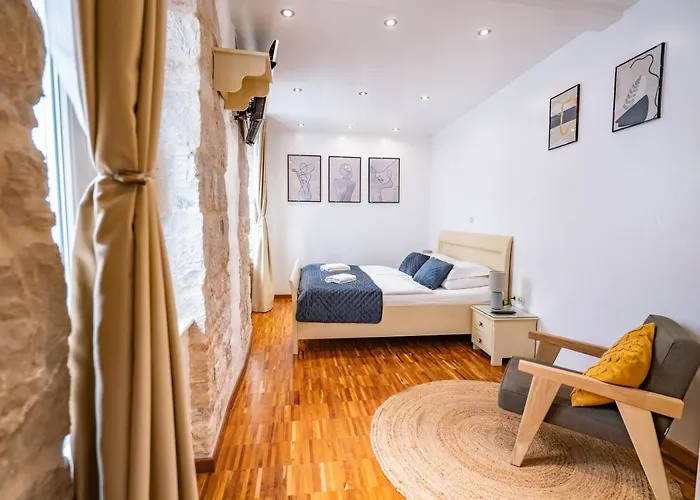 Guest house Luxury Lucija And Luka 4*