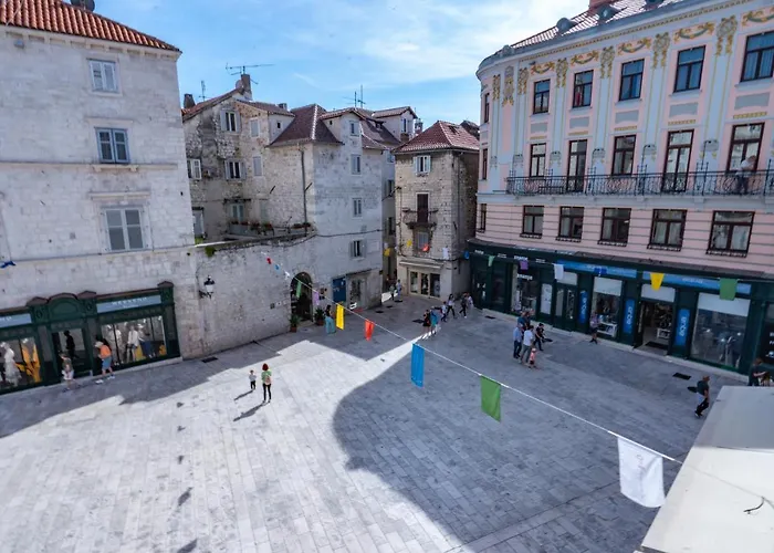 Luxury Lucija And Luka Guest house 4*
